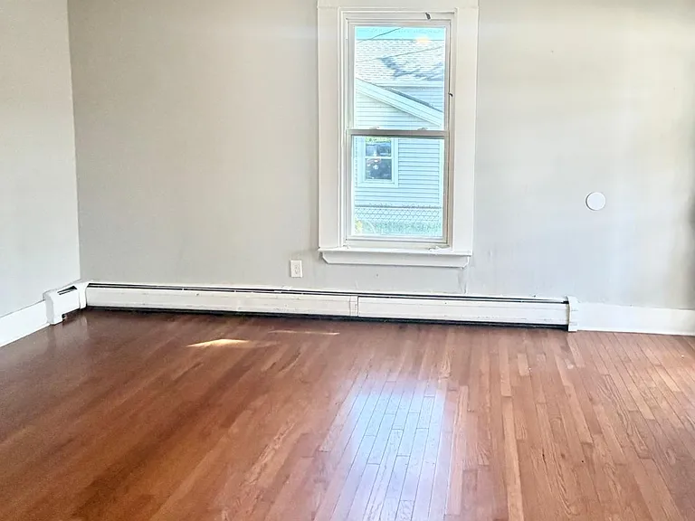 47 1/2 Park St #1A — Photo 6