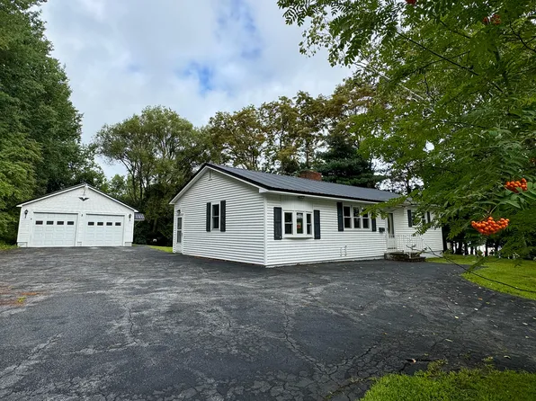 1076 Main Street, Veazie, ME 04401