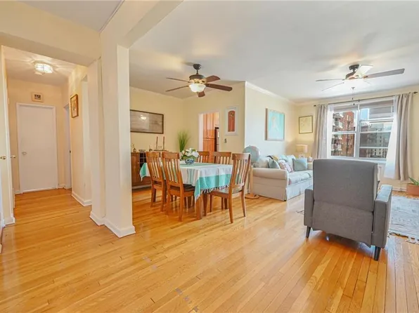 121-16 Ocean Promenade APT 3C, Queens, NY 11694