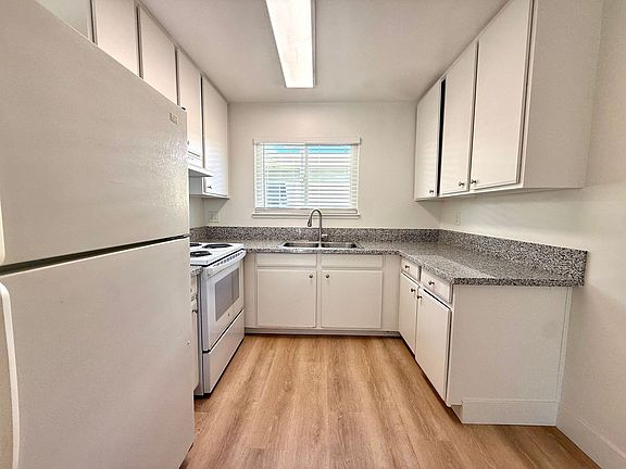 2nd image of 3680 Cape Cod Ct #3681