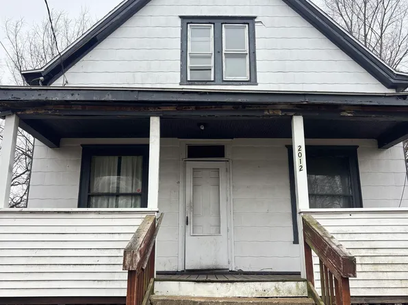 2012 W Garden St, Peoria, IL 61605