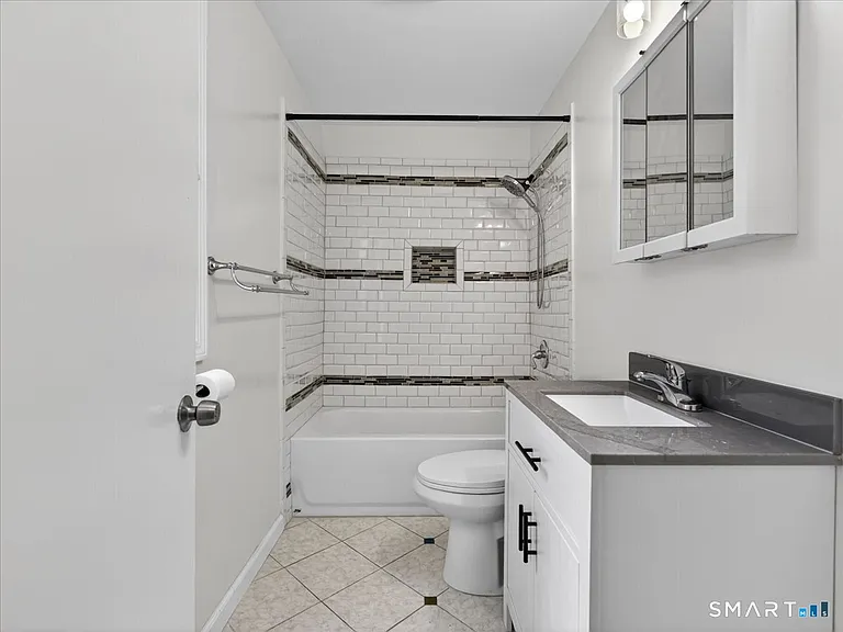 91 Jewett St #1 — Photo 19