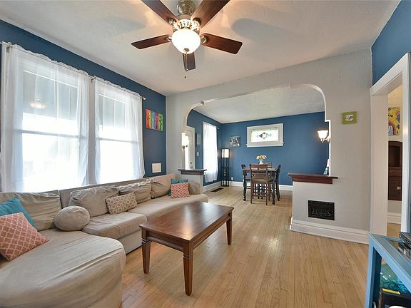 Nice open floorplan.