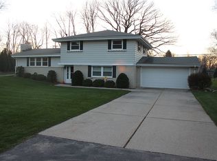 4175 Bexley Dr, Brookfield, WI 53045