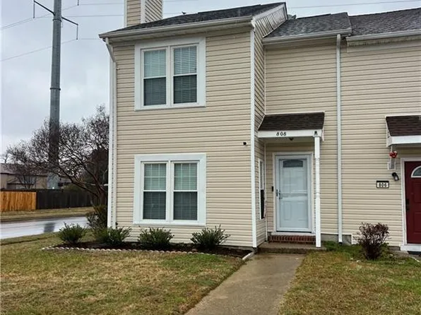 808 Diploma Ct, Virginia Beach, VA 23462