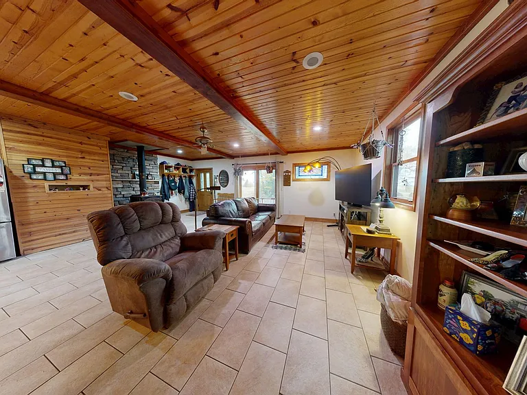 S1814 Stenslien Ln — Photo 6