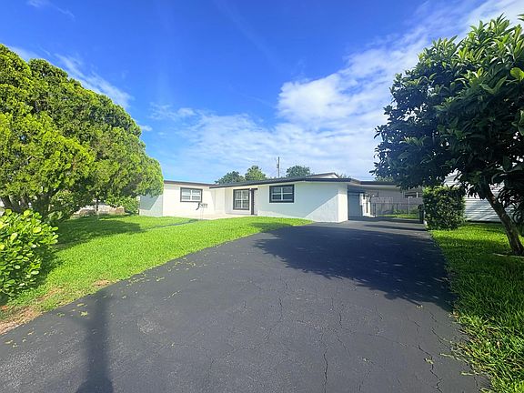 5th image of 1319 Crest Drive