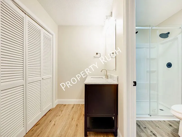2323 Green Forest Dr #A — Photo 18