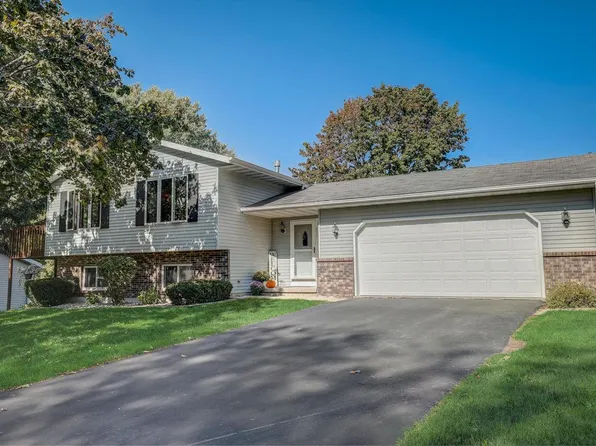 832 Lincoln Green Road, Deforest, WI 53598