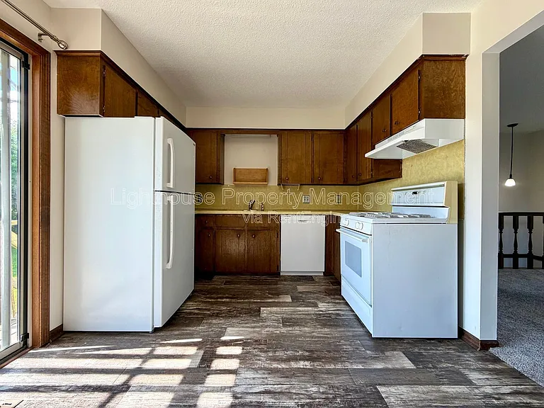 2665 Nolan Ave NW — Photo 7