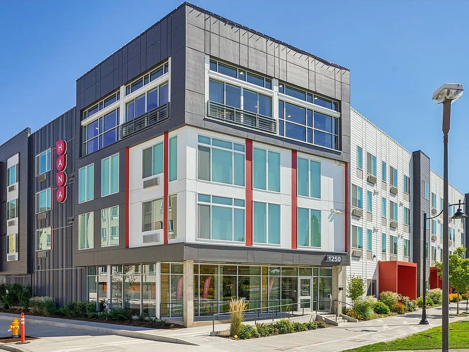 Hana Apartments