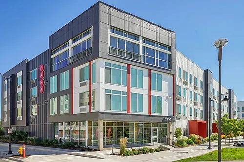 Hana Apartments Photo 1
