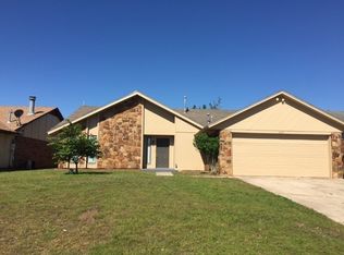 629 Westridge Dr, Yukon, OK 73099