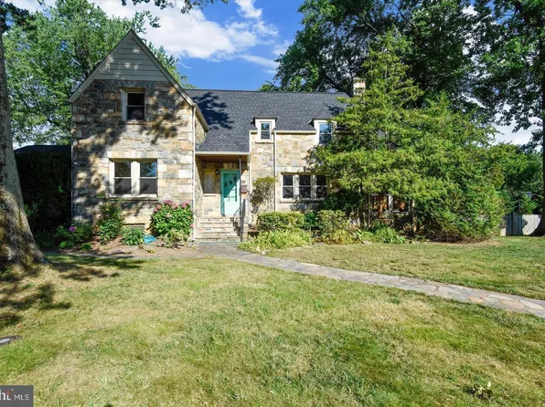 400 Meadow Ln, Falls Church, VA 22042
