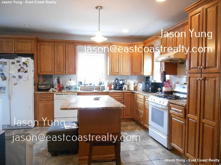 32 Long Ave — Photo 9