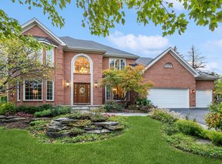 162 Jonathan Ct, Glen Ellyn, IL 60137