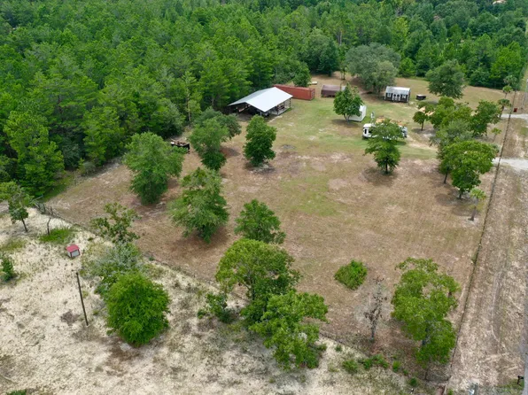 5423 Kervin Rd, Crestview, FL 32539