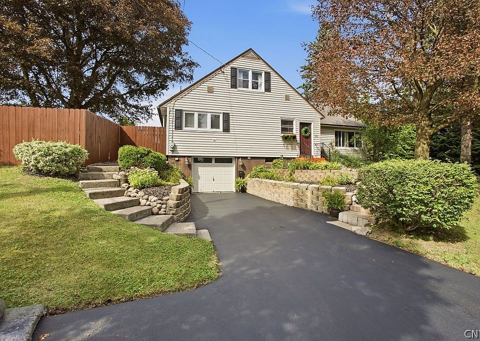 1st image of 100 Arbordale Pl