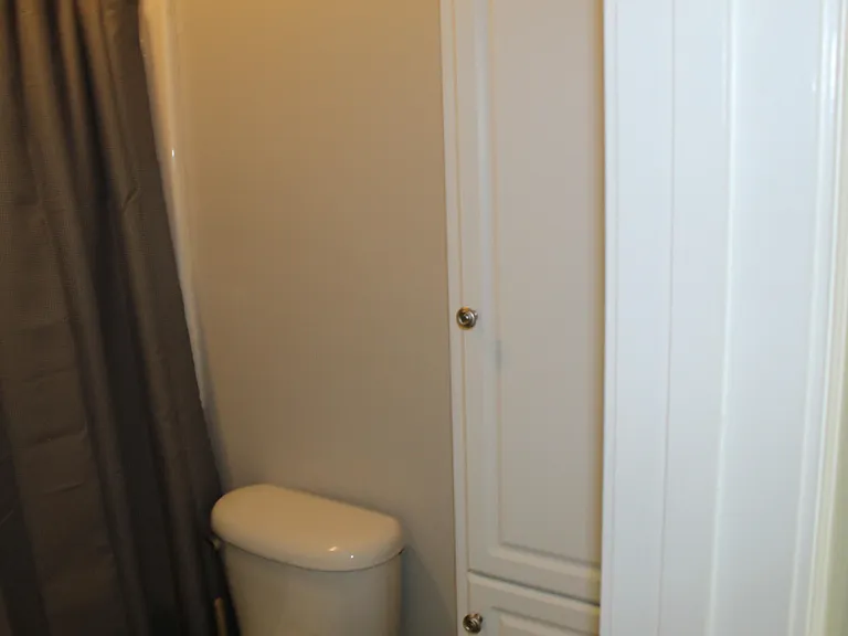 1802 Honeysuckle Way — Photo 48