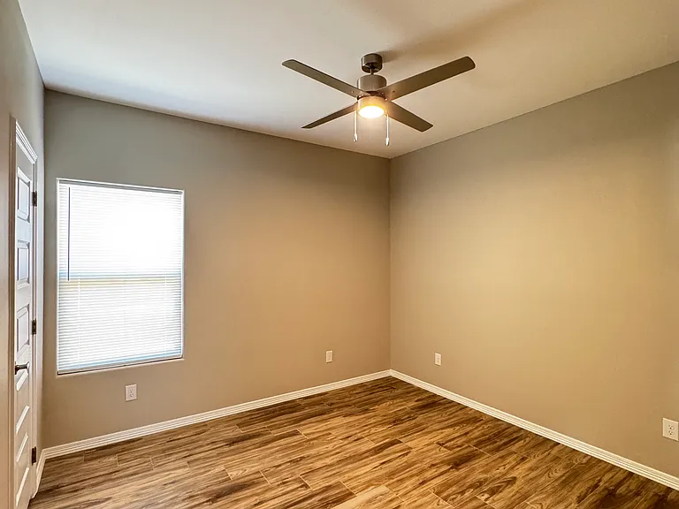 4209 La Vista Ave #2 — Photo 10