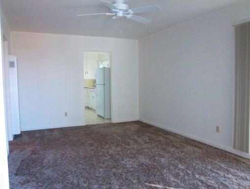 4th image of 24412 Leona Dr