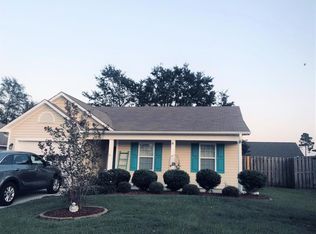 2038 Southern Pine Dr, Leland, NC 28451