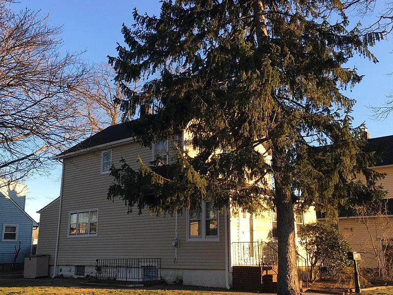 125 East Ave #2 — Photo 8