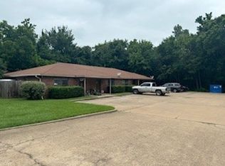 917 E Lane Ave, Athens, TX 75751