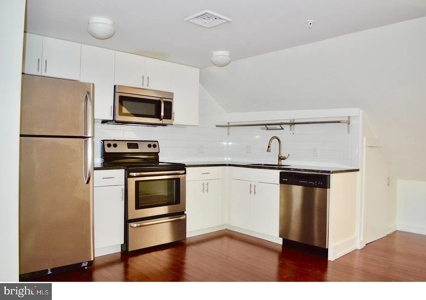1300 Spruce St — Photo 3