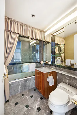 Sold by Sotheby's International Realty | media 7