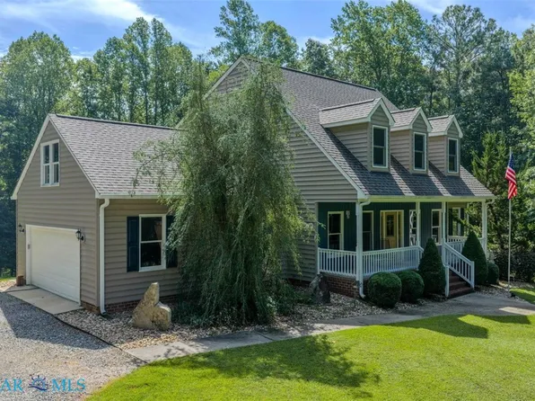 4872 Hunny Pot Ln, Hayes, VA 23061