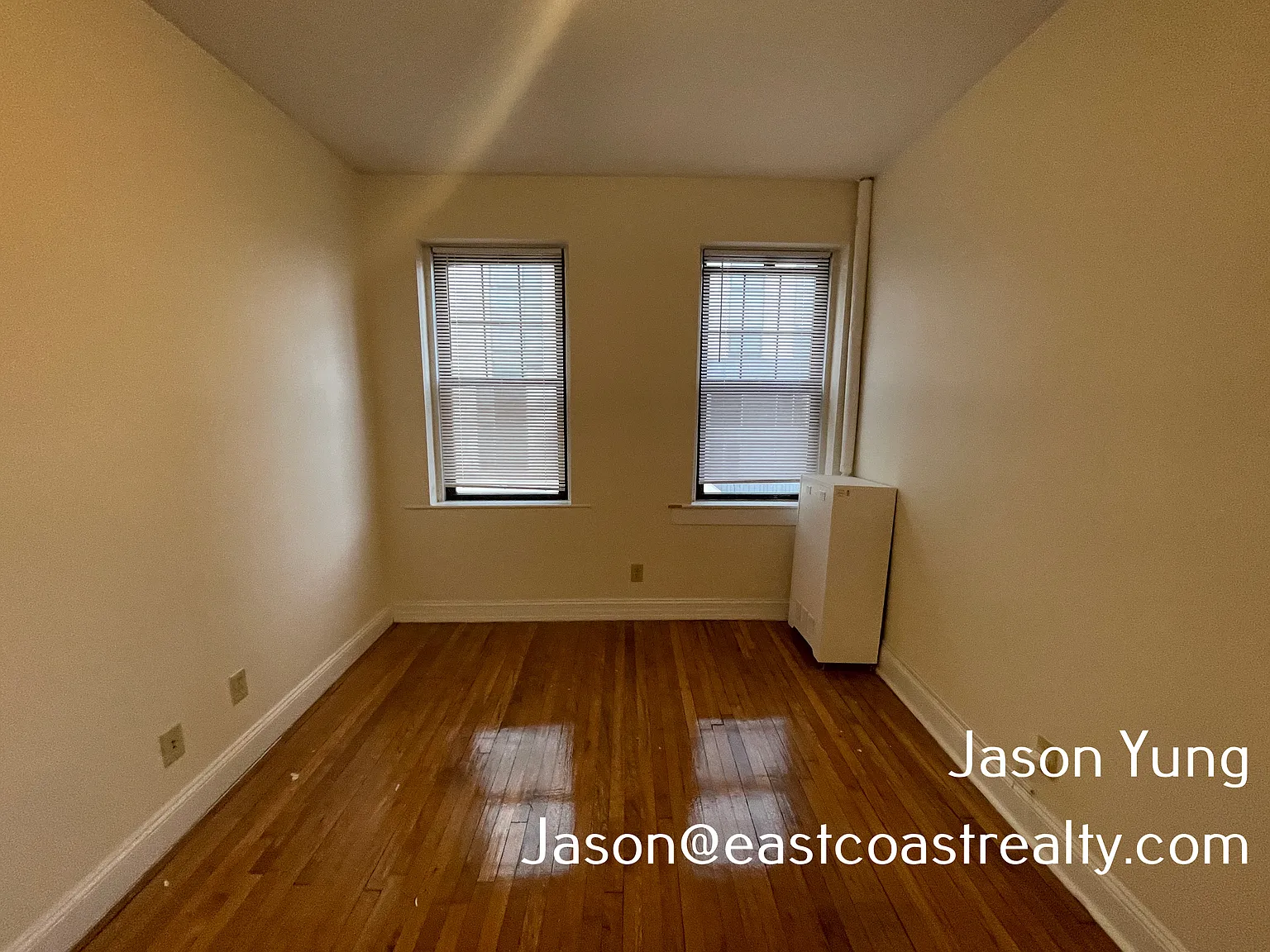 3 bed, 800 sqft, $3,395 — Photo 3