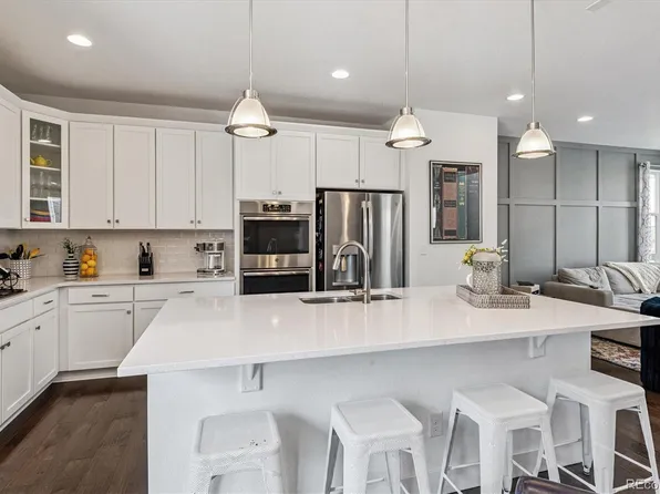 15763 E Broncos Place, Englewood, CO 80112