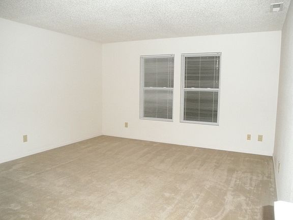 gameroom/office upstairs