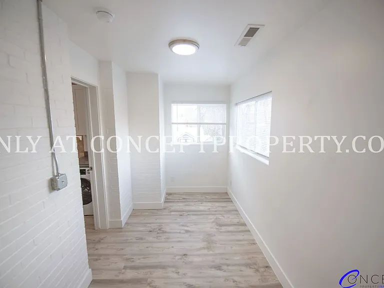 First Avenue Flats — Photo 155