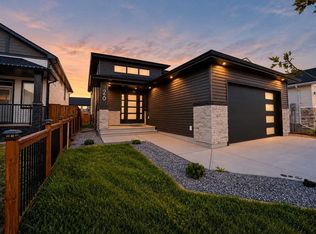 26 NW Rivergrove Run W, Lethbridge, AB T1K8E9