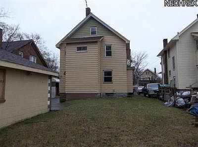 2nd image of 274 E Lucius Ave