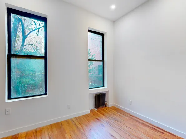 829 9th Avenue image 1 of 6