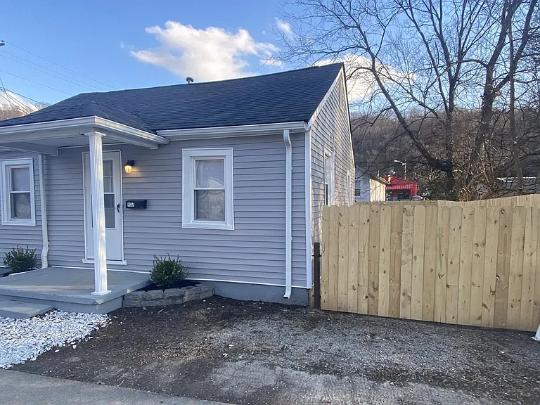 437 Triplett Ave — Photo 8