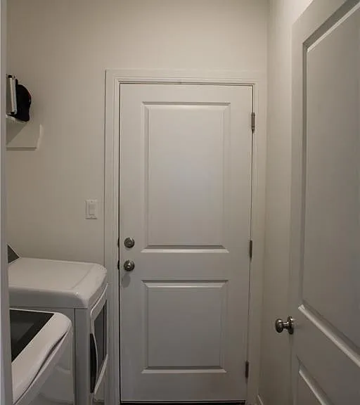 2417 Paso Dr — Photo 16