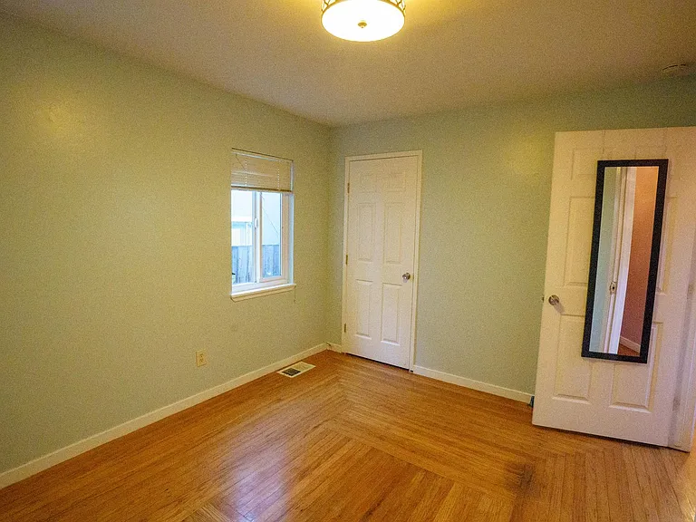 5814 Martin Luther King Jr Way — Photo 15