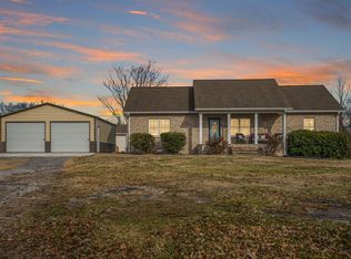 138 Pigeon Roost Rd, Brush Creek, TN 38547