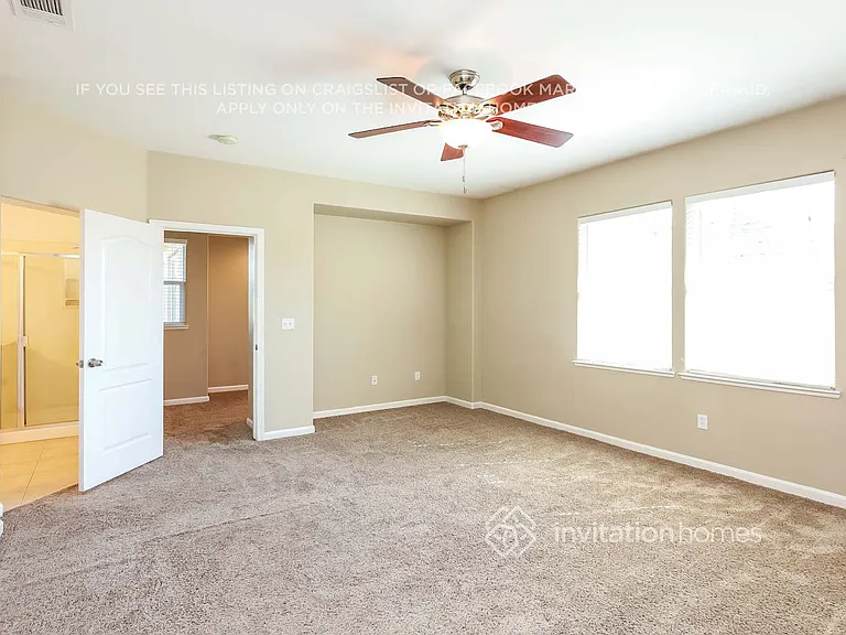 118 Palermo Way — Photo 7