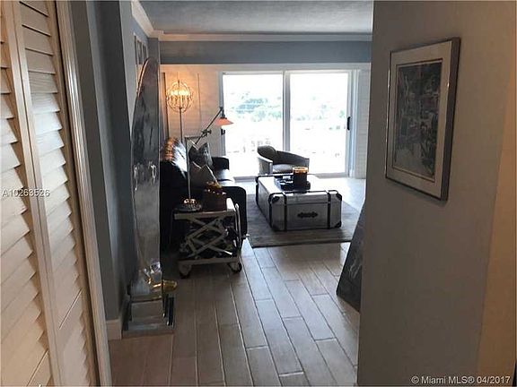 4th image of 1831 NE 38th St APT 602