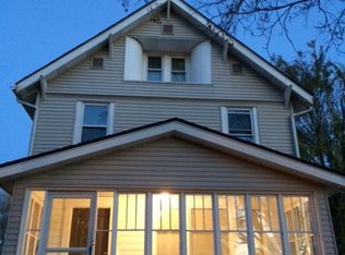 1467 Beardsley St, Akron, OH 44301