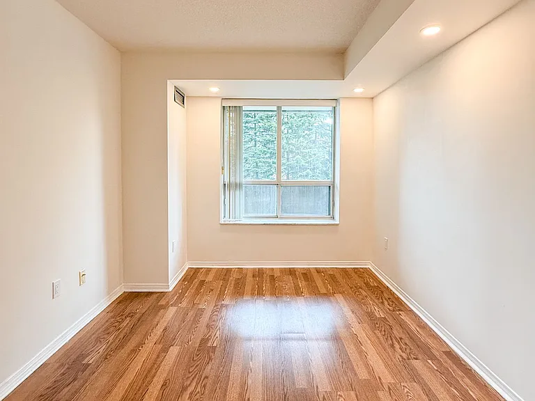 3 Pemberton Ave #206 — Photo 13
