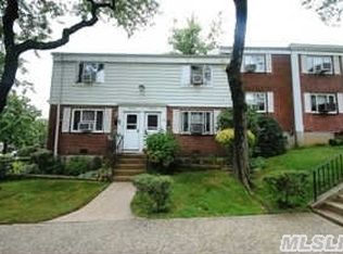 22403 Manor Rd, Queens Village, NY 11427