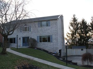 2116 Chris Dr, South Park, PA 15129