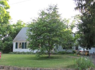 93 Tyler St, Attleboro, MA 02703