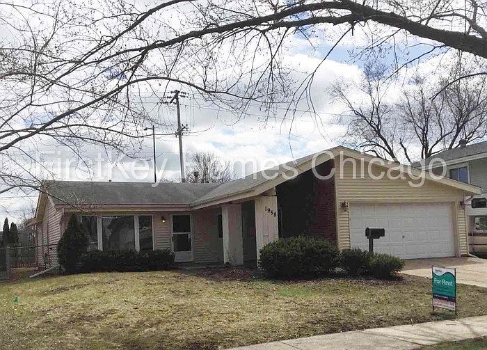 1st image of 1958 Ashwood Ln